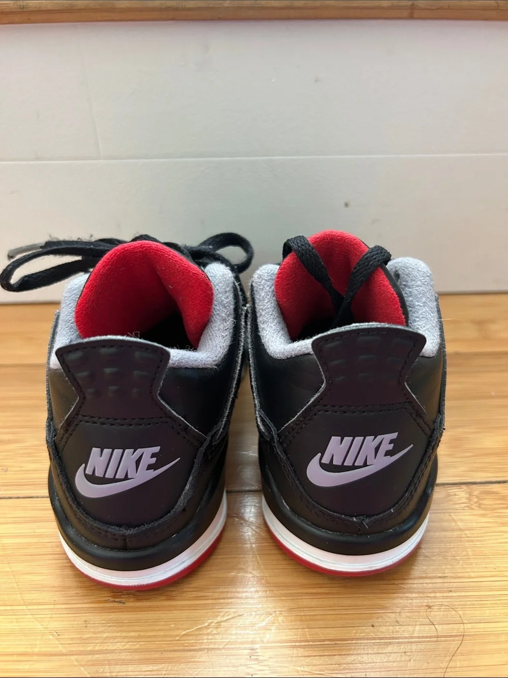 Jordan 11 Retro Kids Black/Gray/Red  Sneakers